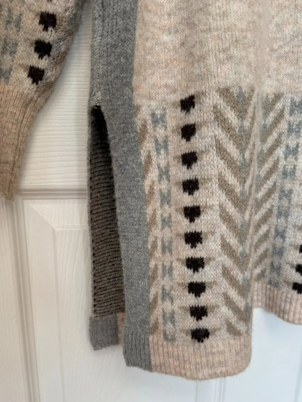 Frye Women's Patterned Cozy Open Front Cardigan Sweater Oatmeal Size M